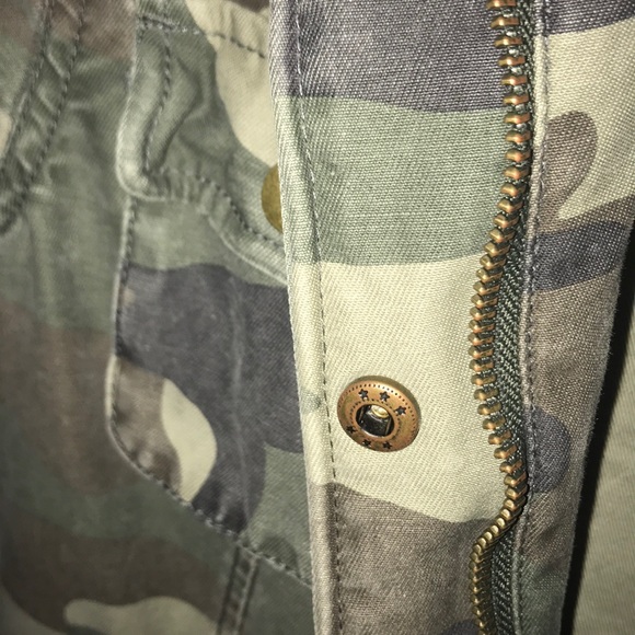 camouflage utility jacket - Picture 7 of 7